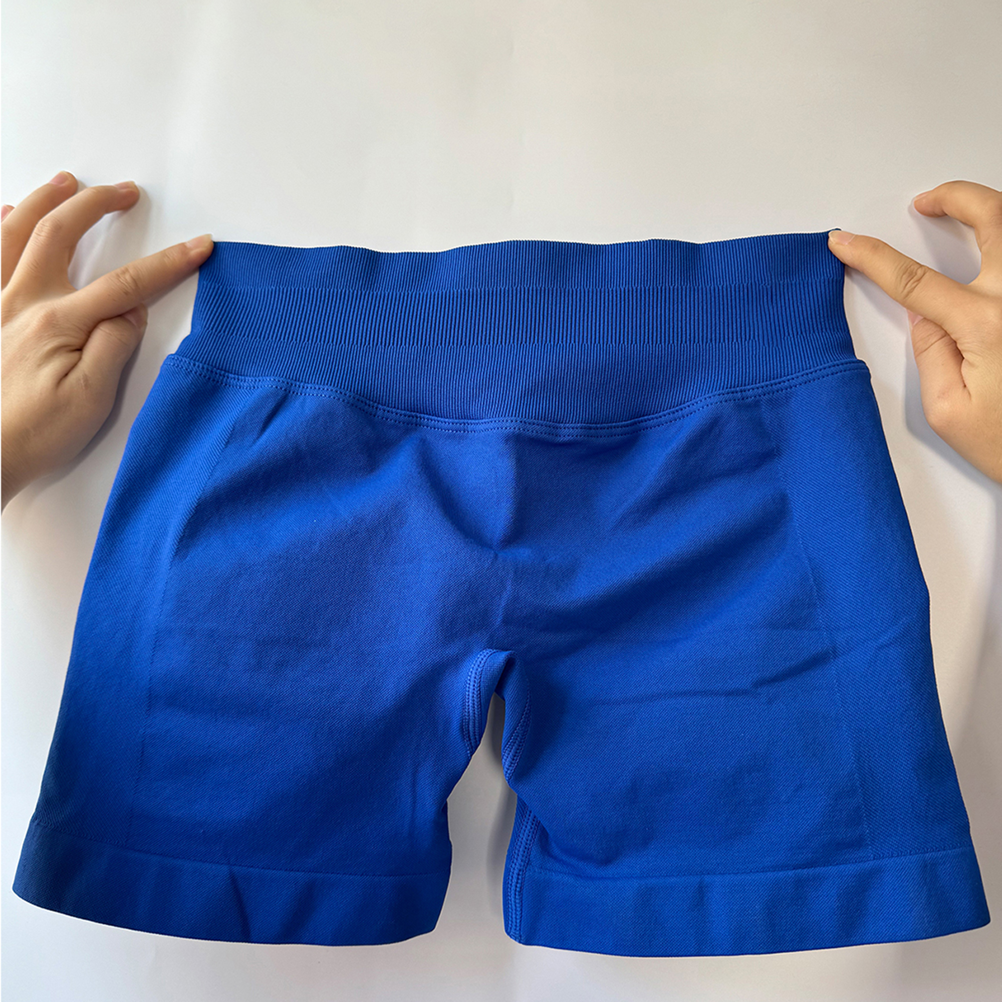 SWEAT UNDFYNE Seamless Scrunch - огляд і ціна Home Gym With Leg Press